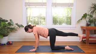 Adriene Mishler feet photo thumbnail