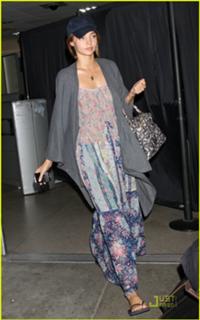 Miranda Kerr feet photo thumbnail