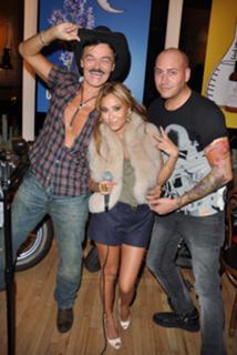 Adrienne Houghton feet photo thumbnail