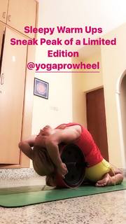 Kino MacGregor feet photo thumbnail