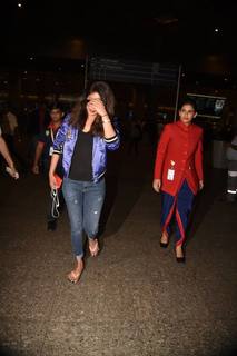 Priyanka Chopra Jonas feet photo thumbnail