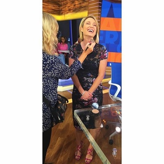 Amy Robach feet photo thumbnail