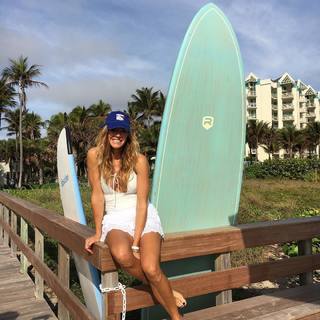 Kelly Bensimon feet photo thumbnail
