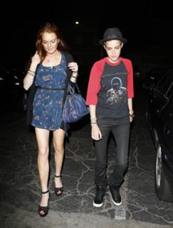 Lindsay Lohan feet photo thumbnail