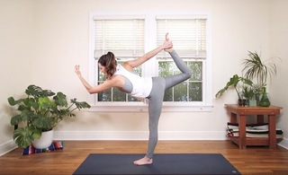Adriene Mishler feet photo thumbnail