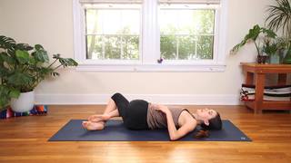 Adriene Mishler feet photo thumbnail