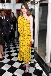 Emma Stone feet photo thumbnail