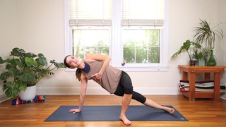 Adriene Mishler feet photo thumbnail