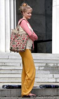 Evan Rachel Wood feet photo thumbnail