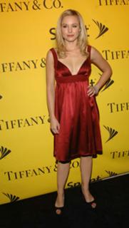 Kristen Bell feet photo thumbnail