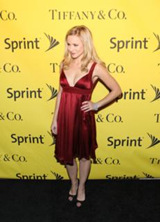 Kristen Bell feet photo thumbnail