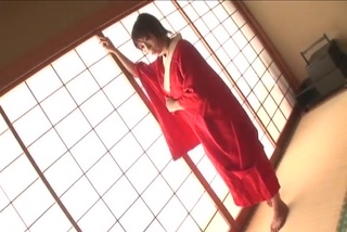Kanako Urai feet photo thumbnail