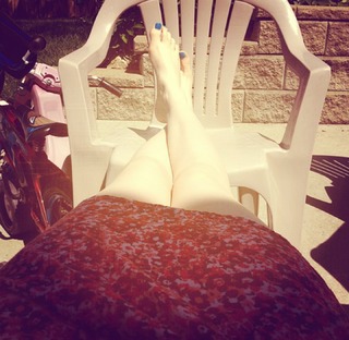 Carly Incontro feet photo 2