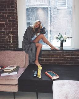 Elsa Hosk feet photo thumbnail