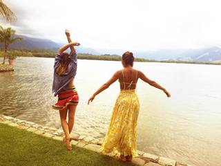 Bruna Marquezine feet photo thumbnail