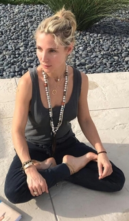 Elsa Pataky feet photo thumbnail