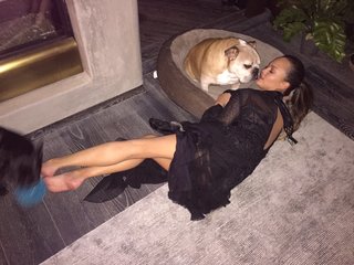 Chrissy Teigen feet photo thumbnail