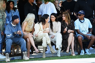 Kylie Jenner feet photo thumbnail