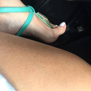 Karin Klemp feet photo thumbnail