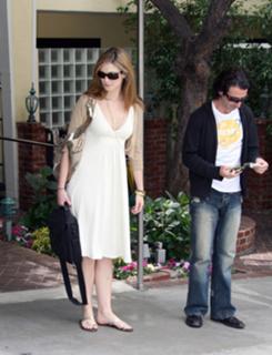 Delta Goodrem feet photo thumbnail