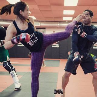 Michelle Waterson feet photo thumbnail