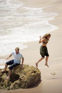 Delta Goodrem feet photo thumbnail