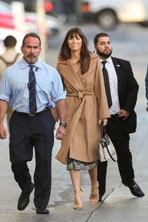 Jessica Biel feet photo thumbnail
