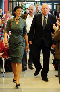 Sahra Wagenknecht feet photo 3