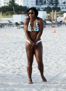 Serena Williams feet photo thumbnail