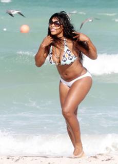 Serena Williams feet photo thumbnail