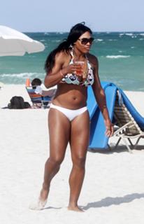 Serena Williams feet photo thumbnail