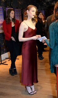 Emma Stone feet photo thumbnail
