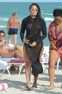 Angela Simmons feet photo thumbnail