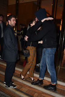 Maisie Williams feet photo thumbnail