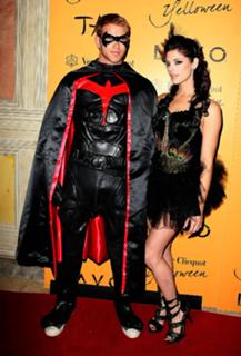 Ashley Greene feet photo thumbnail