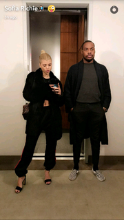 Sofia Richie feet photo thumbnail