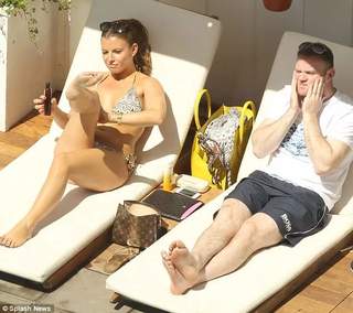 Coleen Rooney feet photo thumbnail