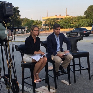 Amy Robach feet photo thumbnail