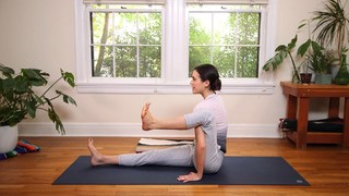 Adriene Mishler feet photo thumbnail