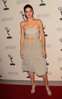 Angie Harmon feet photo thumbnail