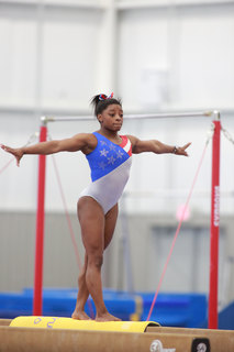 Simone Biles feet photo thumbnail
