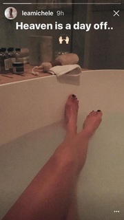Lea Michele feet photo thumbnail