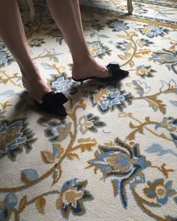 Kirsten Dunst feet photo thumbnail