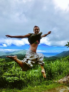 Tania Cagnotto feet photo thumbnail
