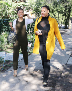 Christina Milian feet photo thumbnail