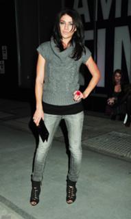 Jessica Szohr feet photo thumbnail