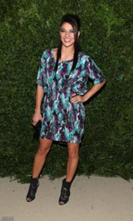 Jessica Szohr feet photo thumbnail