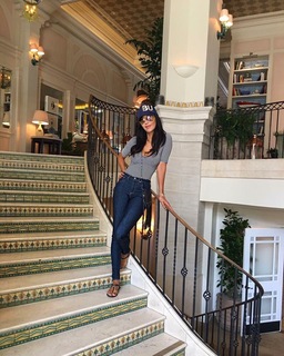 Verona Pooth feet photo thumbnail