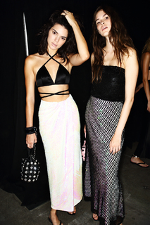 Kendall Jenner feet photo thumbnail