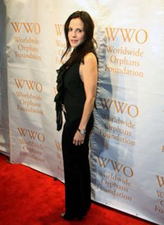 Mary-Louise Parker feet photo thumbnail